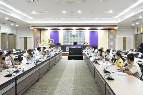 พมจ.พัทลุง ร่วมประชุมคณะกรรมการพัฒนาฟื้นฟูแหล่งน้ำต้นแบบจังหวัดพัทลุง เพื่อดำเนินการตามพระราชปณิธานของพระบาทสมเด็จพระเจ้าอยู่หัวฯ