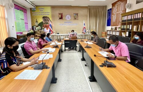พมจ.พัทลุง ประชุมข้าราชการและเจ้าหน้าที่ในหน่วยงาน เพื่อซักซ้อมการจัดตั้งศูนย์ช่วยเหลือสังคมตำบล