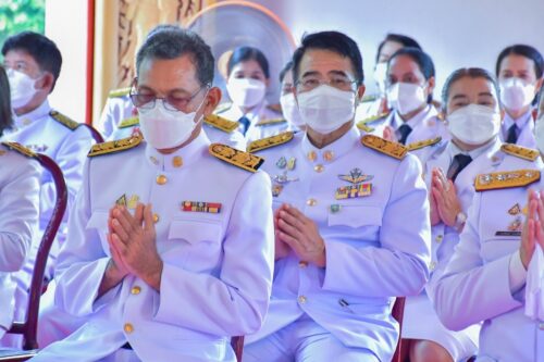 พมจ.พัทลุง ร่วมพิธีเจริญพระพุทธมนต์ถวายพระราชกุศล เนื่องในโอกาสวันคล้ายวันพระราชสมภพ 2 เมษายน 2565